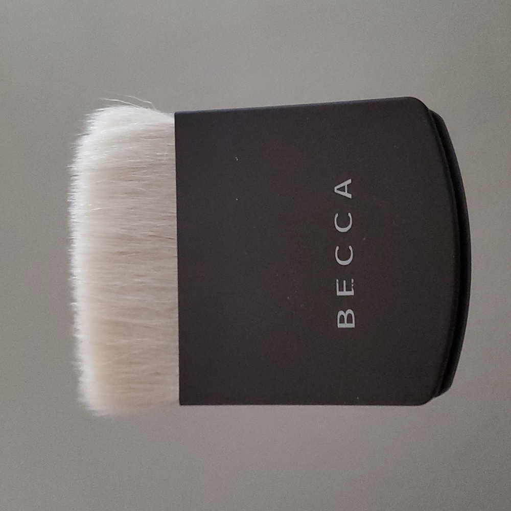 BECCA Bronzing Brush